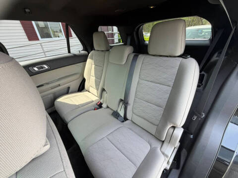 2015 Ford Explorer