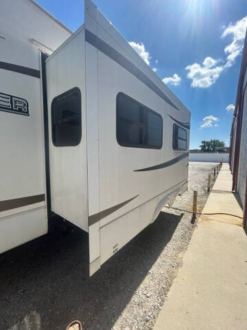 2011 Keystone RV Mountaineer