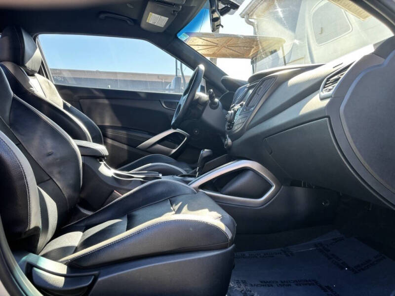 2016 Hyundai Veloster