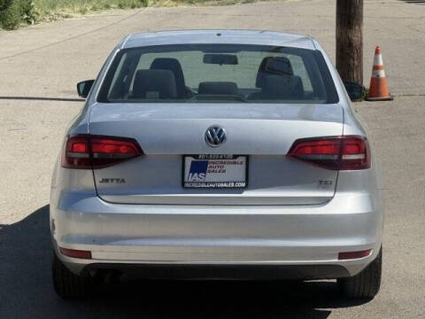 2016 Volkswagen Jetta