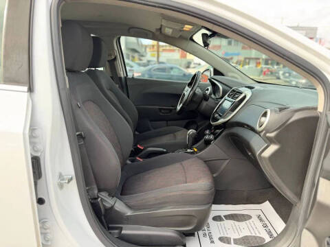 2017 Chevrolet Sonic LT Auto