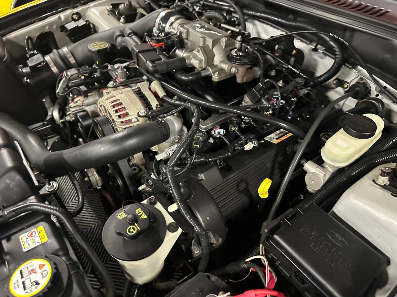 2004 Ford Mustang 30
