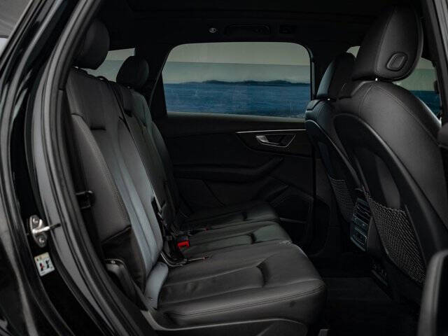 2021 Audi Q7 quattro Premium Plus 55 TFSI