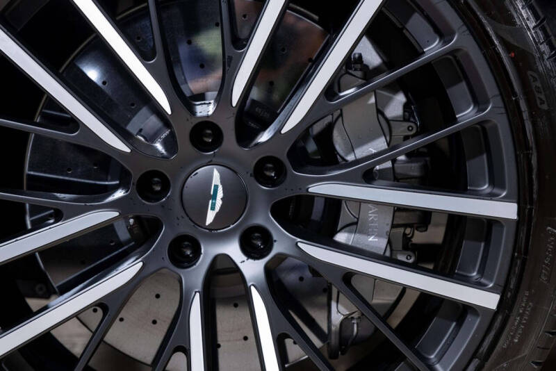 2026 Aston Martin DBX 707