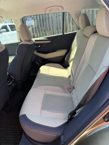 2025 Subaru Outback Premium