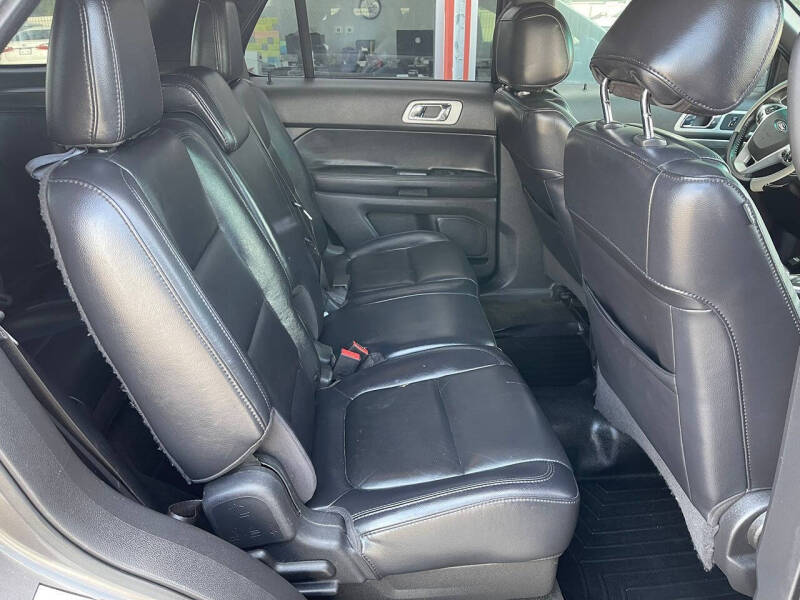 2012 Ford Explorer XLT