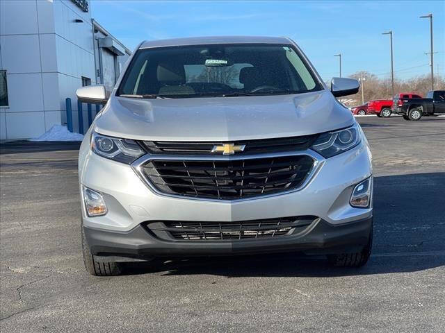 Used 2020 Chevrolet Equinox LT with VIN 2GNAXTEV0L6179990 for sale in Benton Harbor, MI