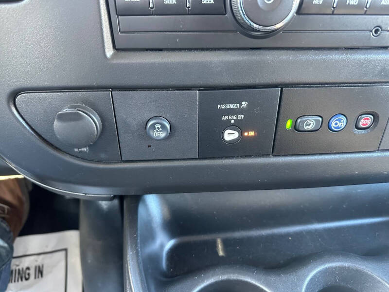 2017 Chevrolet Express LS 2500