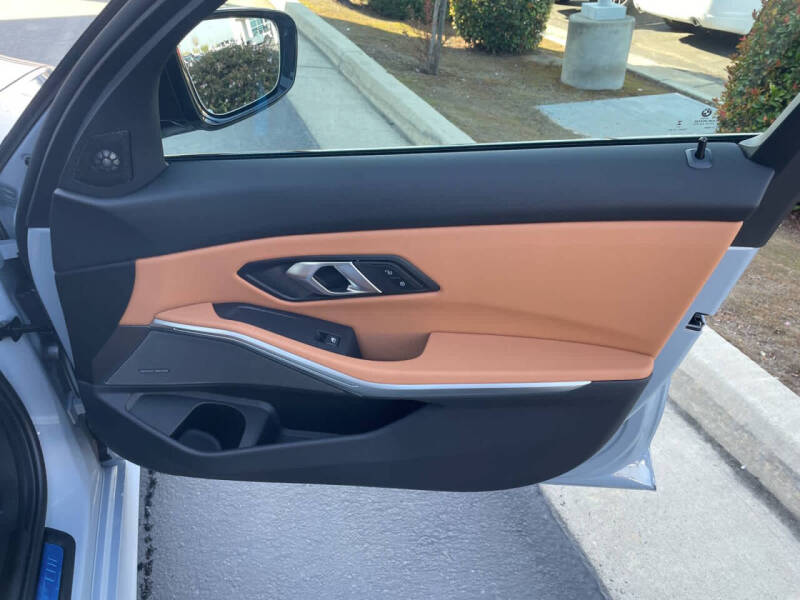 2026 BMW 3 Series 330i