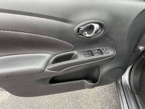 2018 Nissan Versa