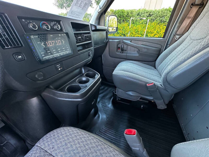 2009 GMC Savana 3500