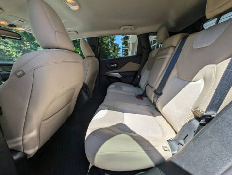 2018 Jeep Cherokee Latitude