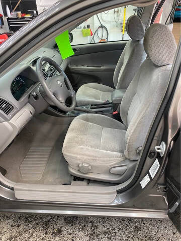 2002 Toyota Camry LE