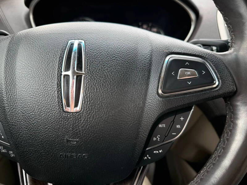 2016 Lincoln MKX Reserve