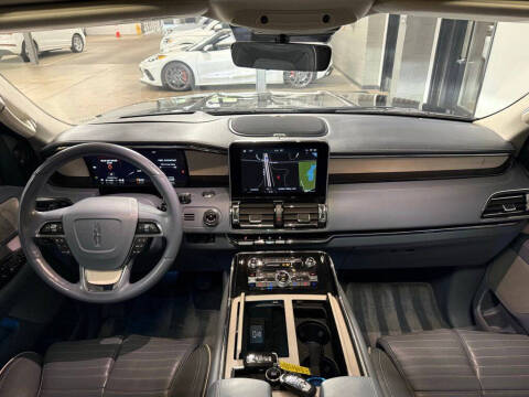 2020 Lincoln Navigator Black Label