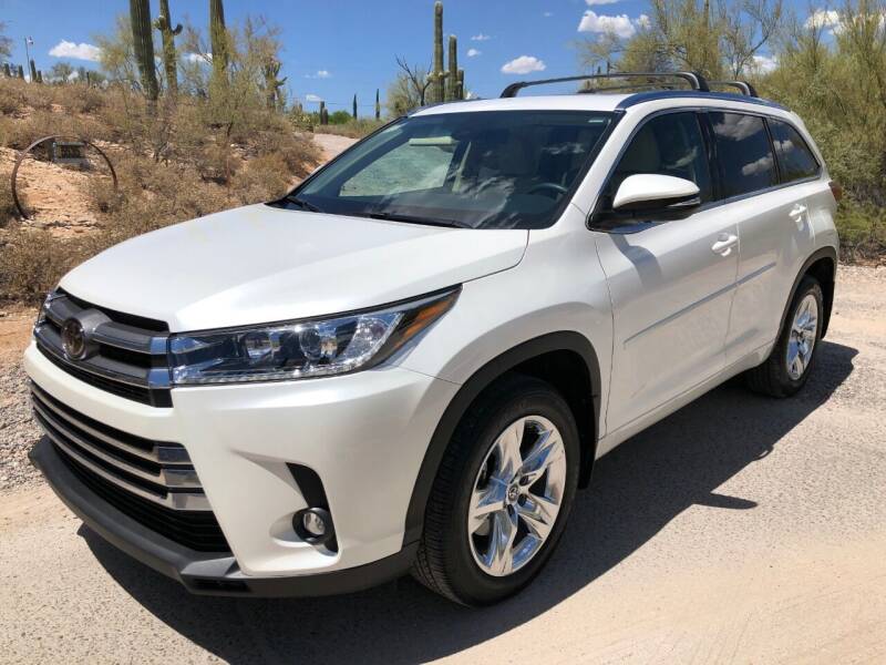 2019 Toyota Highlander for sale at Auto Executives in Tucson AZ