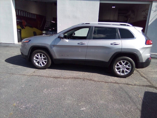 2016 Jeep Cherokee for sale at Pinnacle Auto Sales in New Bedford, MA