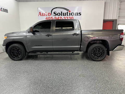 2015 Toyota Tundra SR5