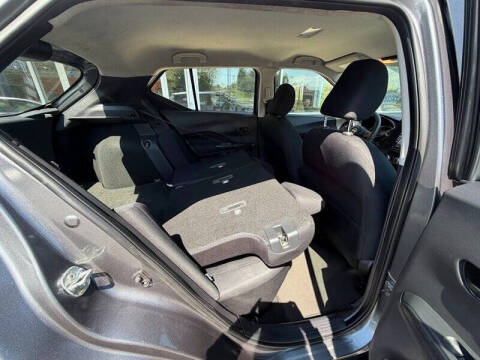 2024 Nissan Kicks S