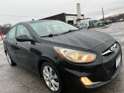 Hyundai accent online 2013 black