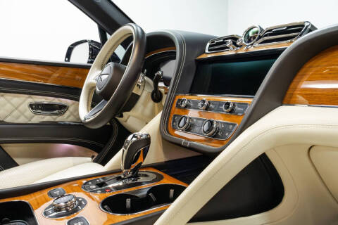 2021 Bentley Bentayga V8