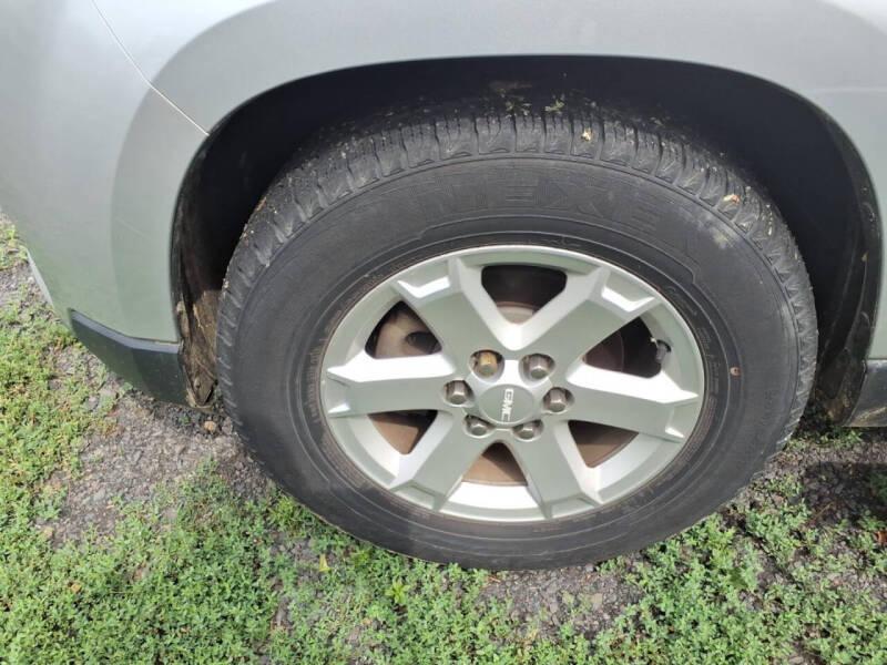 2013 GMC Acadia SLE-1