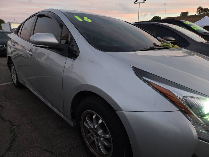 2016 Toyota Prius Two