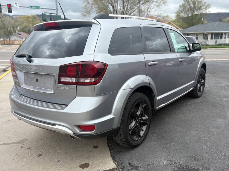 2018 Dodge Journey Crossroad