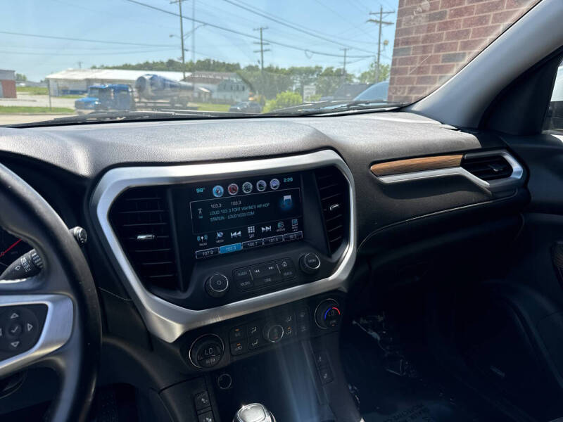 2019 GMC Acadia SLE-2