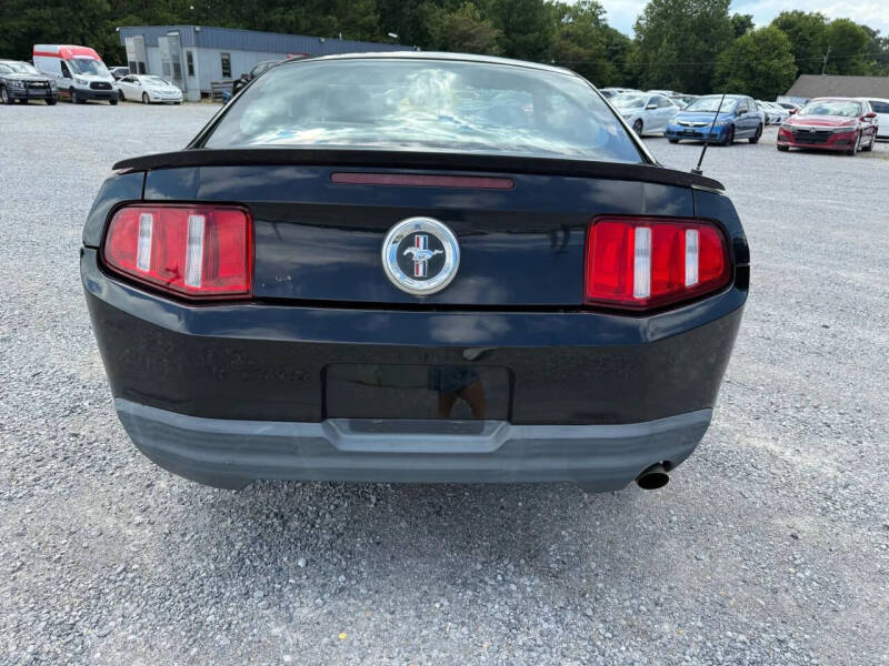2010 Ford Mustang V6 Premium