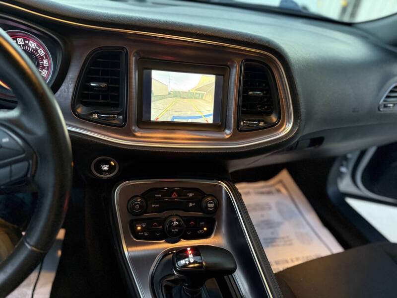 2018 Dodge Challenger SXT