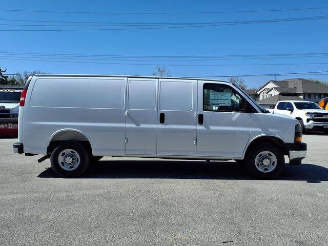 2026 Chevrolet Express 2500