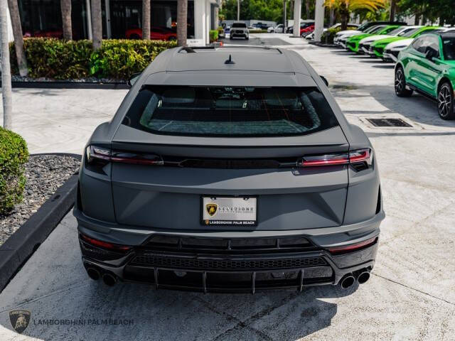 2024 Lamborghini Urus S