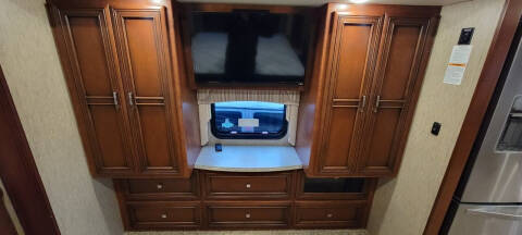 2016 Freightliner XCR Chassis