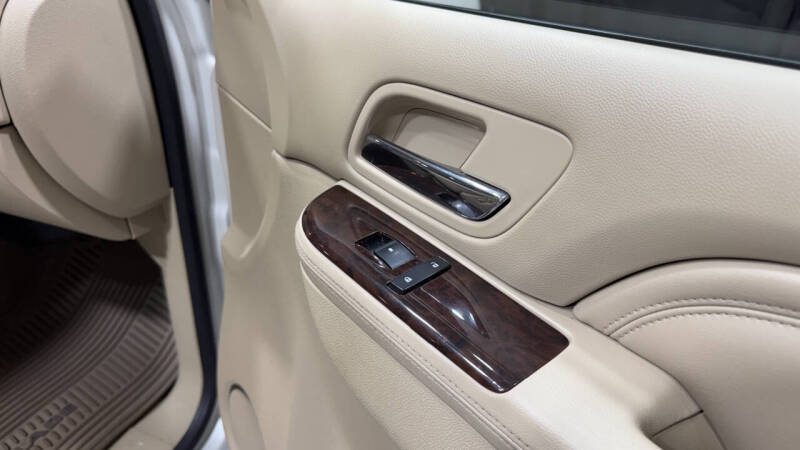 2013 Cadillac Escalade Luxury