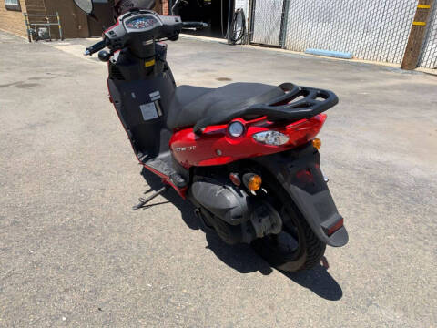 2015 Sym HD200
