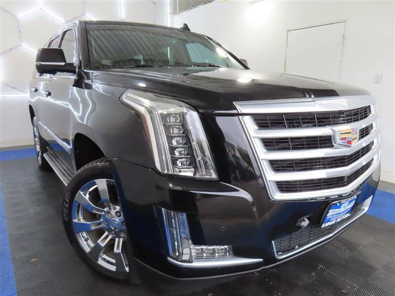 2016 Cadillac Escalade Luxury Collection