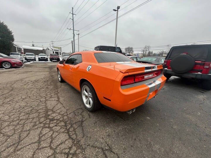 2012 Dodge Challenger SXT Plus