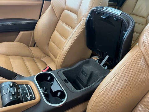 2012 Porsche Cayenne Turbo