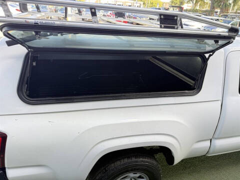 2023 Toyota Tacoma SR