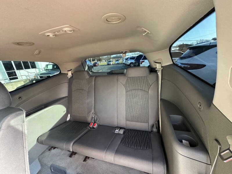2017 Chevrolet Traverse LS