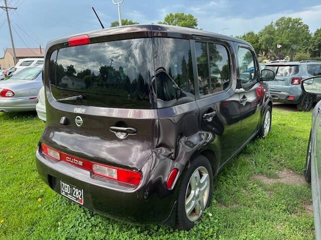 Brown 2011 Nissan cube 1.8 S 1.8 S 4dr Wagon CVT 2