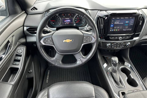 2022 Chevrolet Traverse LT Leather