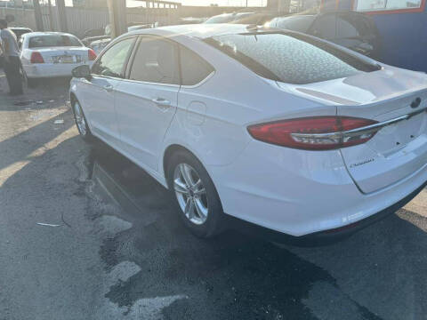 2018 Ford Fusion SE