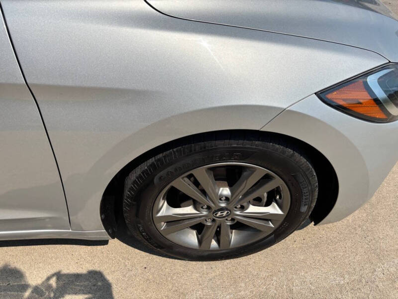 2018 Hyundai Elantra