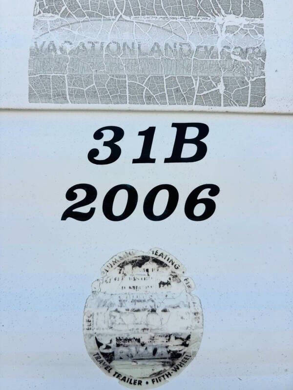 2006 Dutchmen Fourwinds 31B