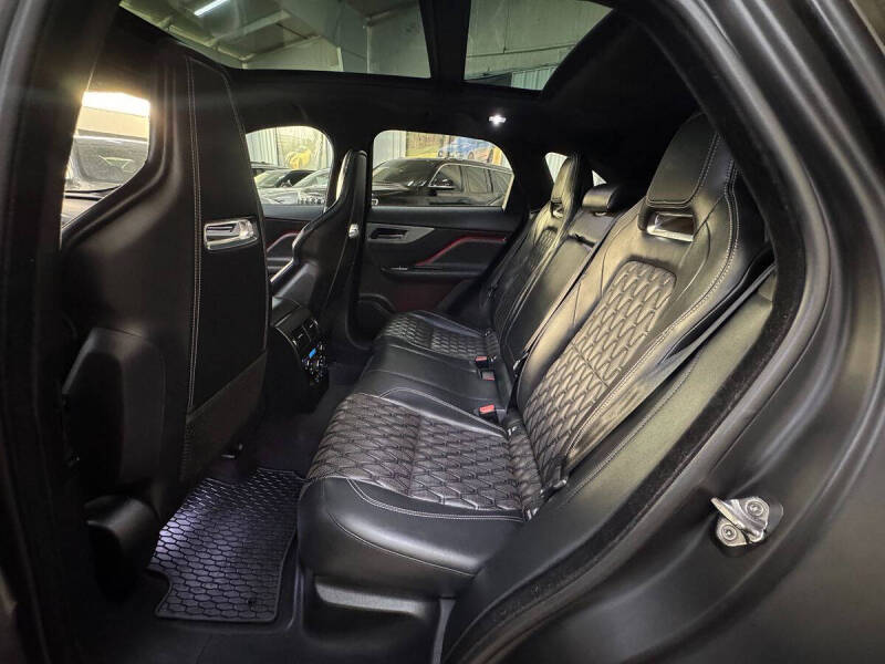 2020 Jaguar F-PACE SVR