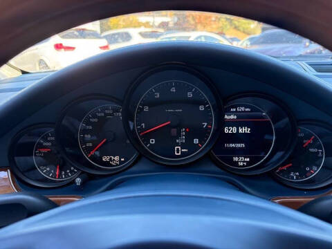 2011 Porsche Panamera 4