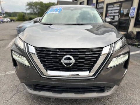 2022 Nissan Rogue SV