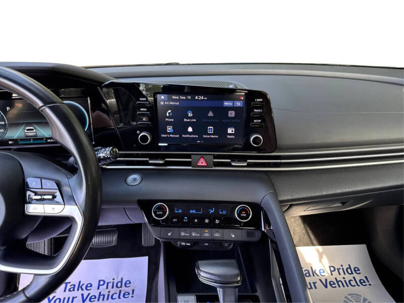 2022 Hyundai Elantra